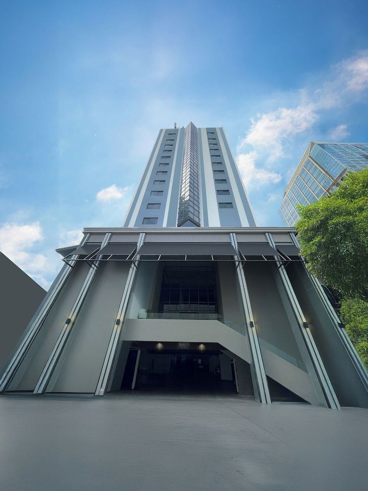 undefined Pinnacle Lumpini Park Hotel 3