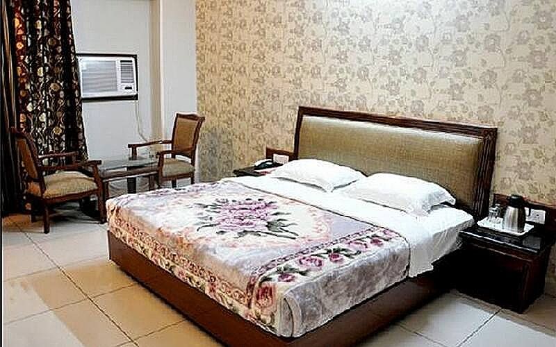 undefined Hotel Shagun 7