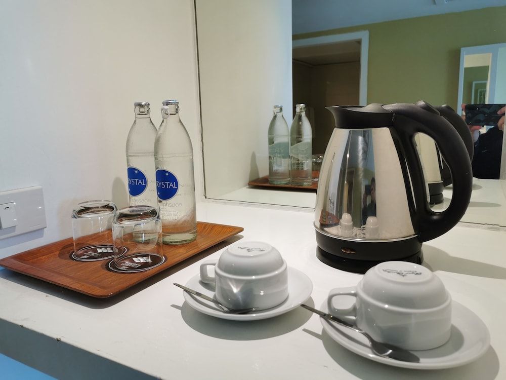 Tongtara Riverview Hotel Superior Room, City View 9