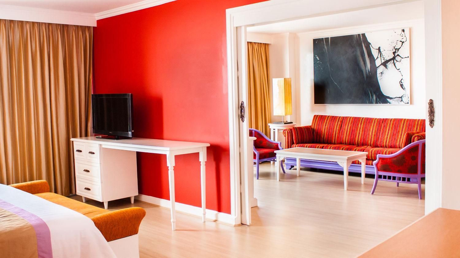 undefined Tongtara Riverview Hotel 5