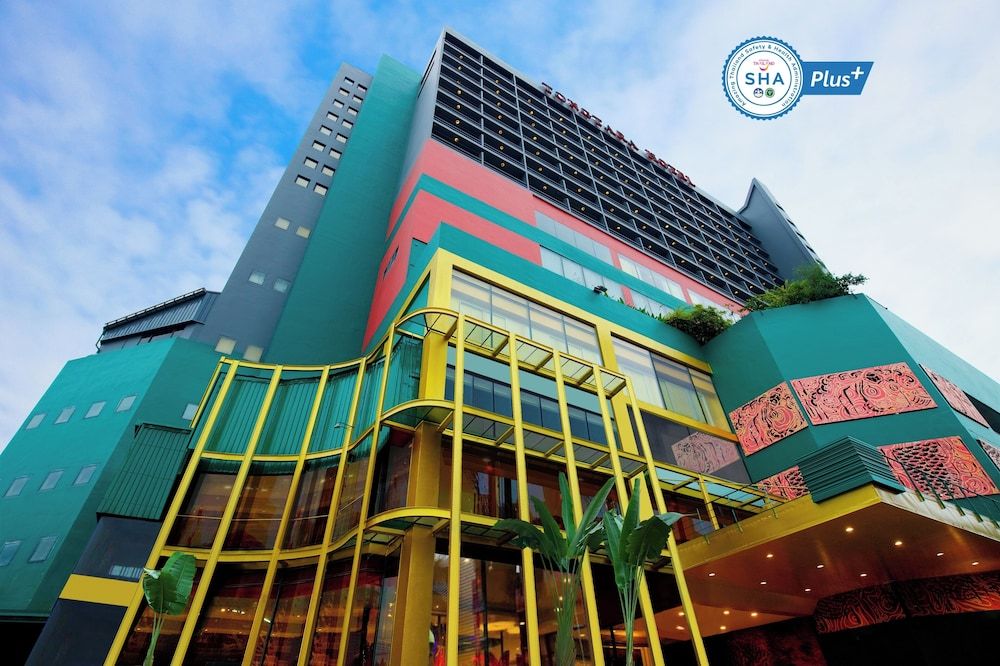 undefined Tongtara Riverview Hotel 5