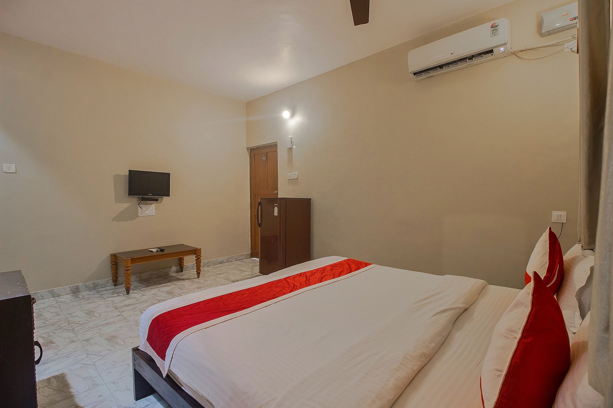 Baga Fantacia Beach Inn Standard 8
