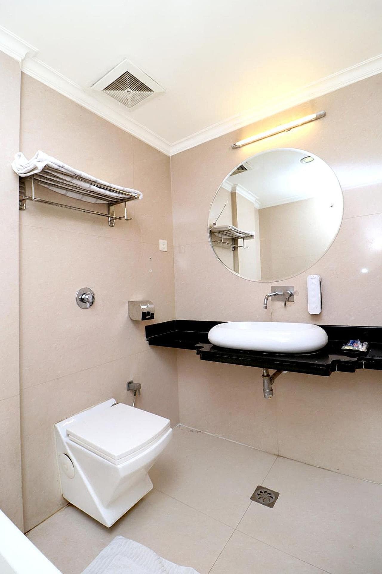 Hotel Rajshree Super Deluxe Room 8