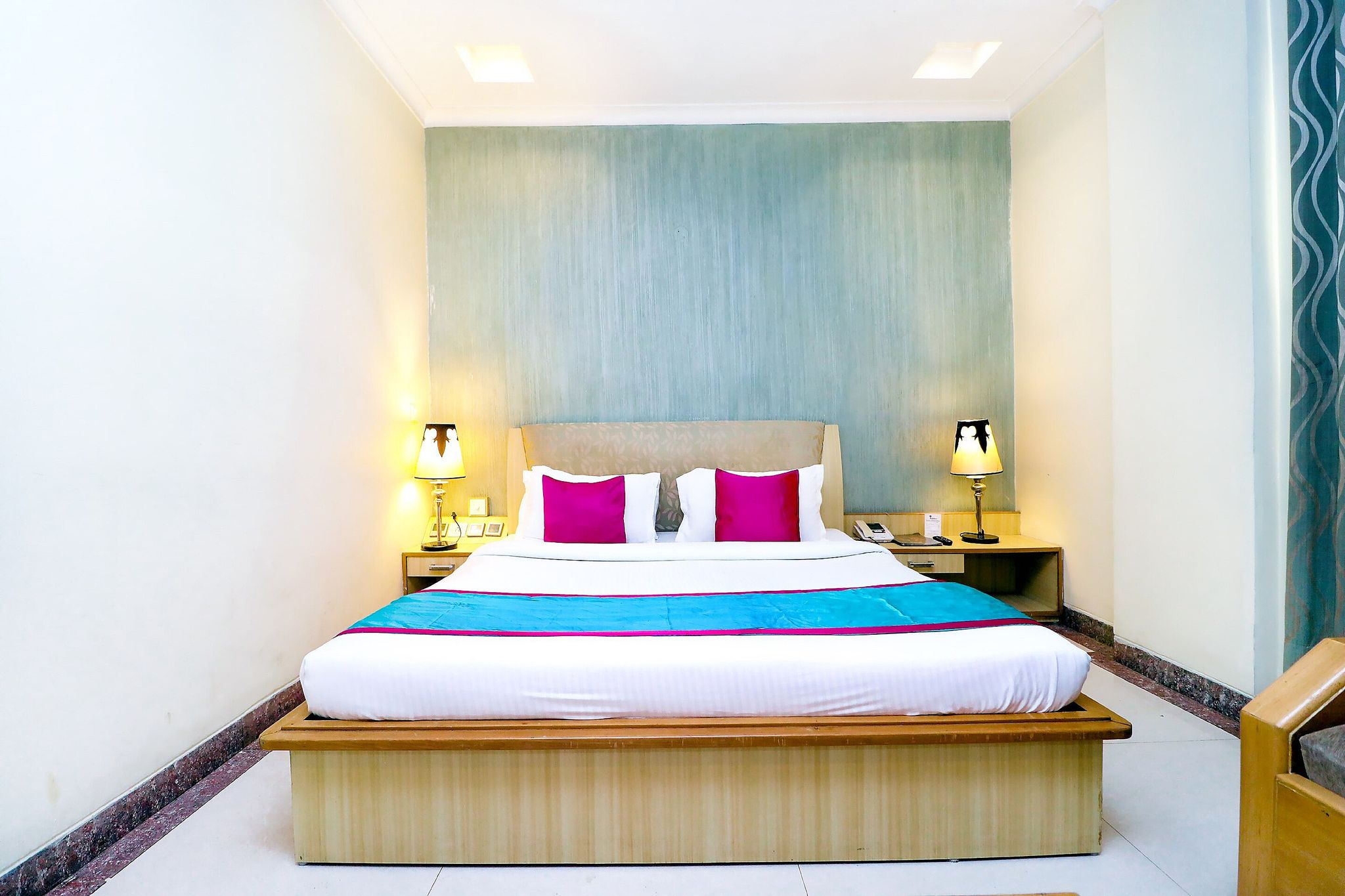 Hotel Rajshree Super Deluxe Room