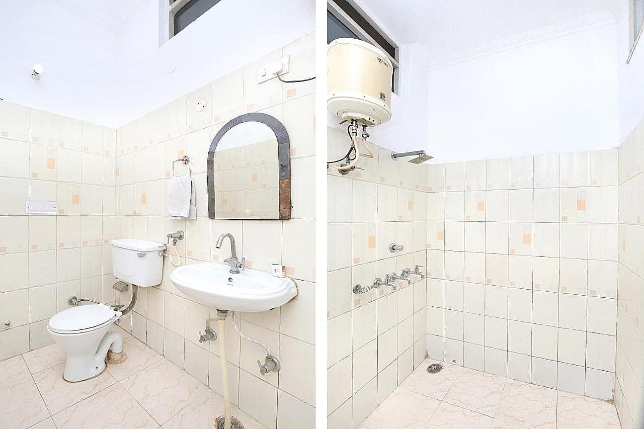 undefined Holiday Classic 10