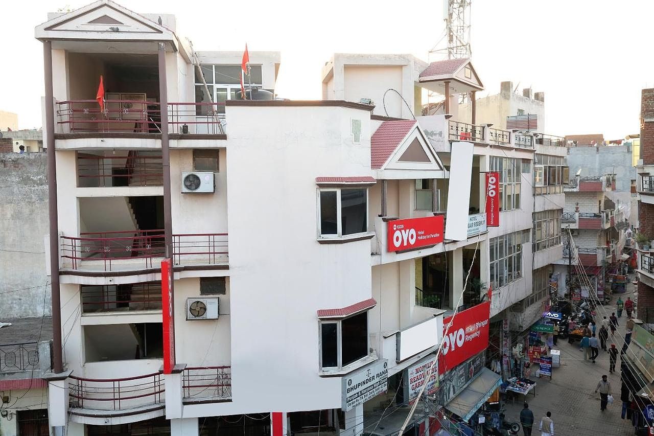 undefined Holiday Classic 3