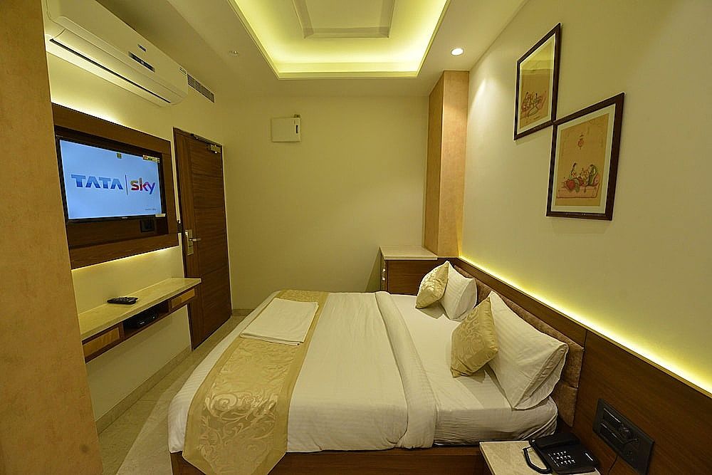 Hotel RR 62 - A Boutique Hotel Deluxe Room 17