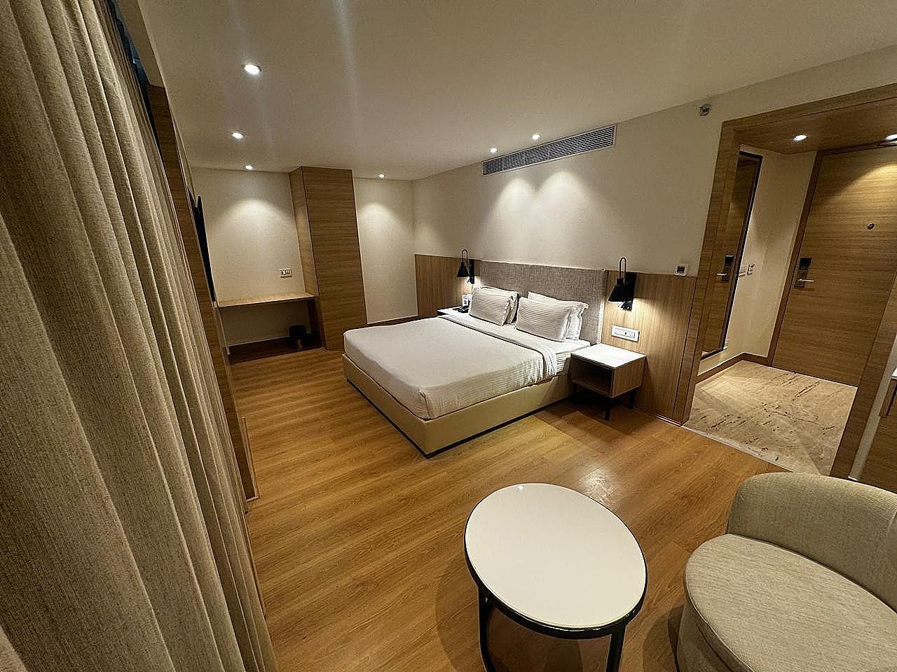 undefined Hotel Sapphire 9