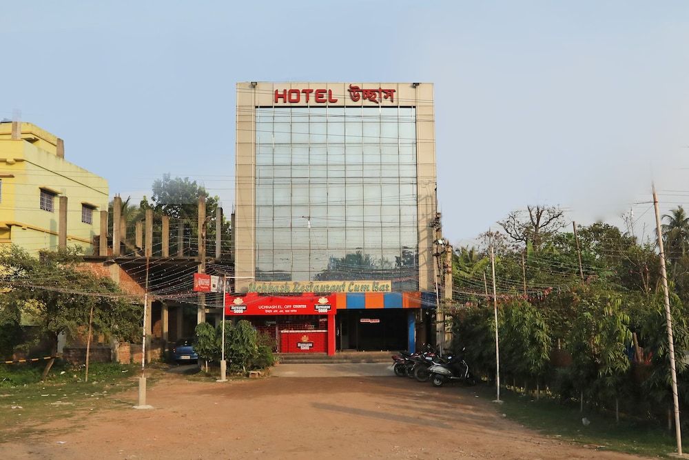 undefined OYO 24314 Hotel Uchhash 3