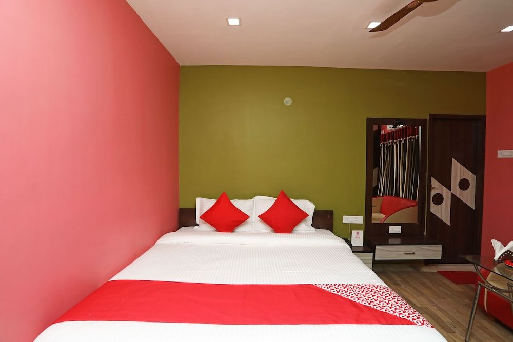 OYO 24314 Hotel Uchhash Double or Twin Room 10