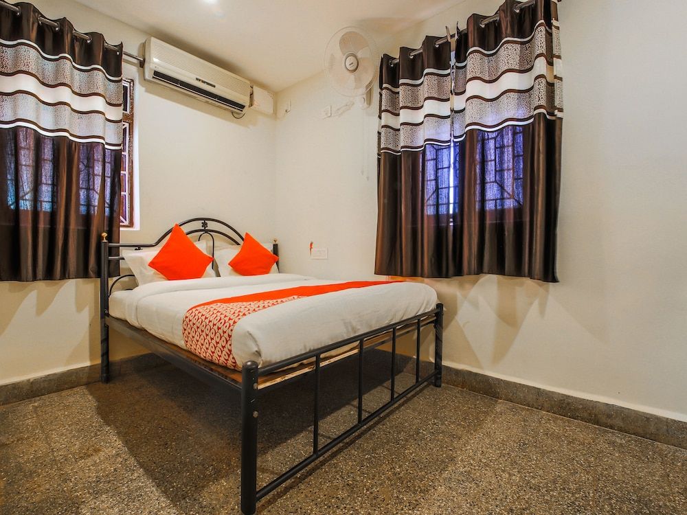 OYO 23532 Stayinn Nest Double Room, 1 Queen Bed 4