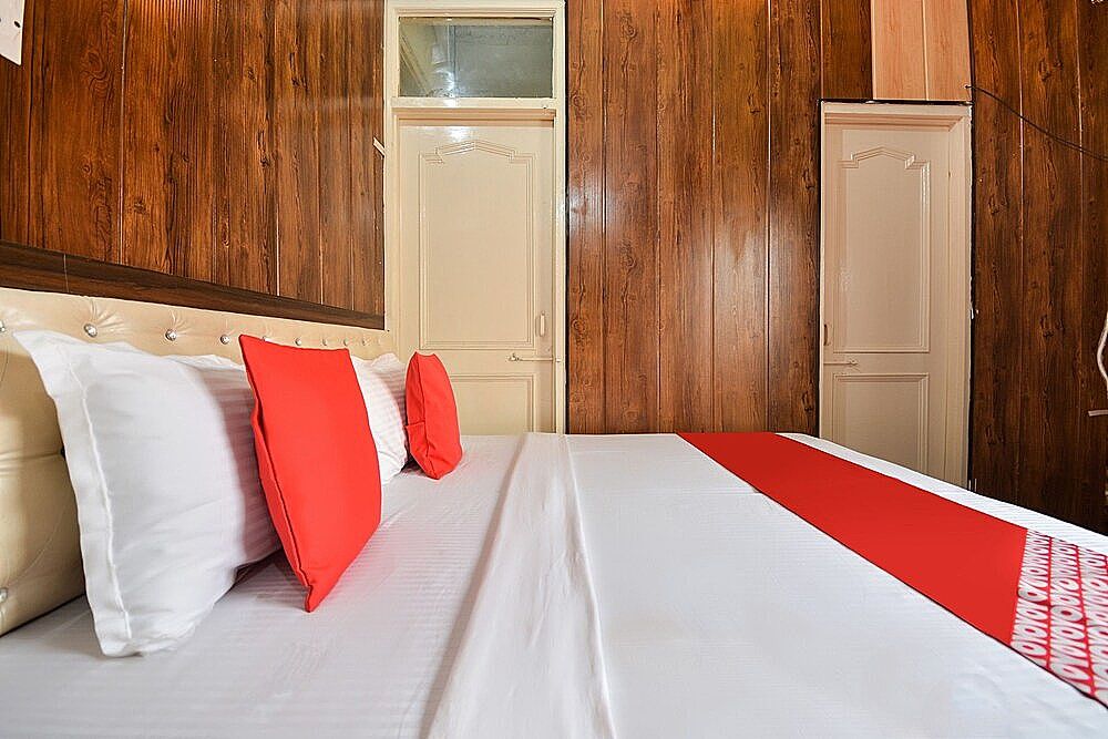 OYO 42893 Siali Residency Double or Twin Room 4