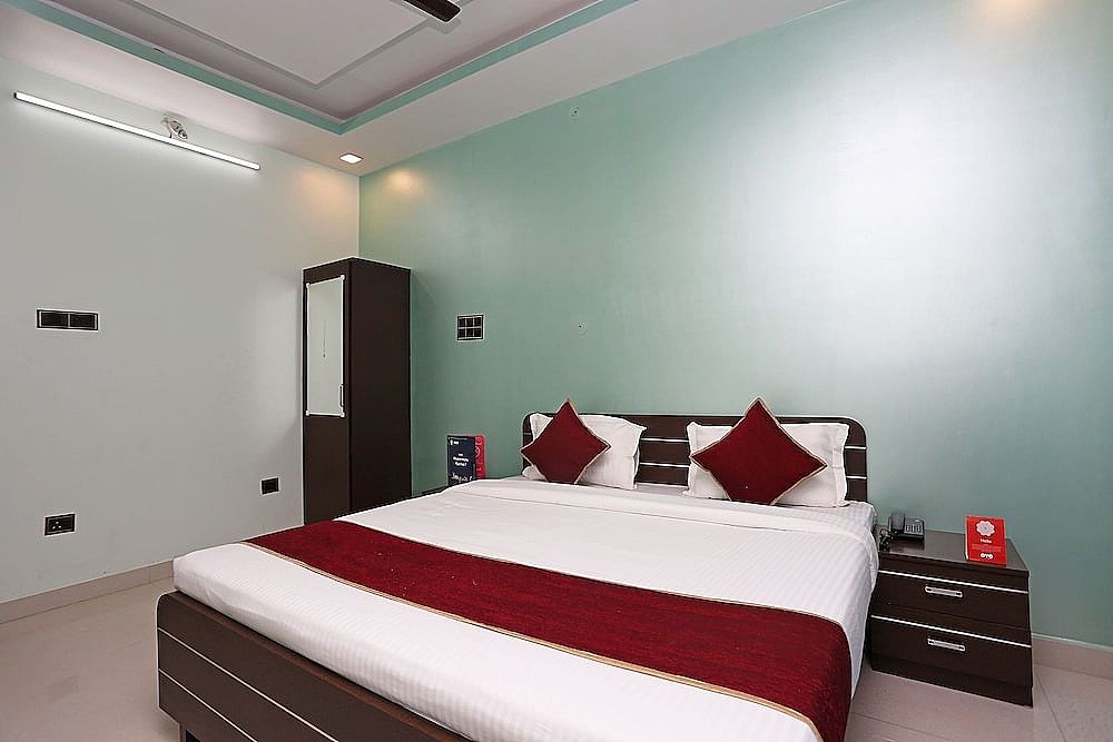 undefined OYO Flagship 199 Gomti Nagar 8