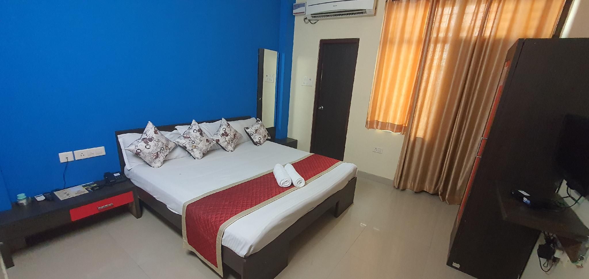 undefined Hotel Highway Pride 5