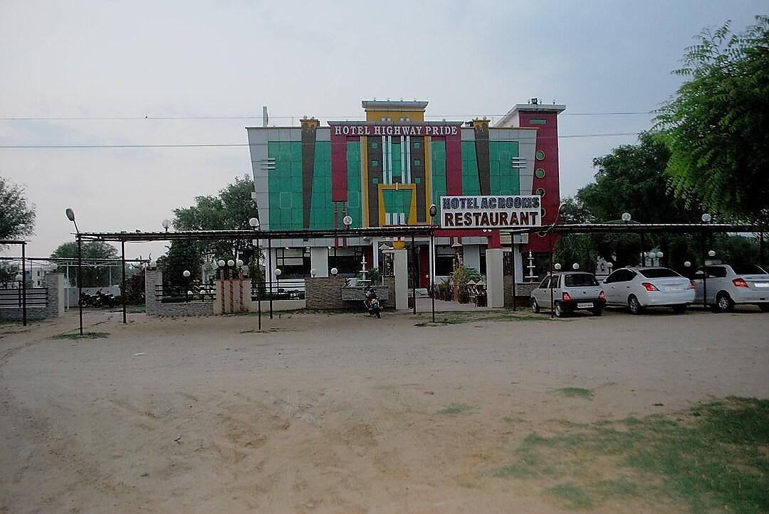 undefined Hotel Highway Pride 9