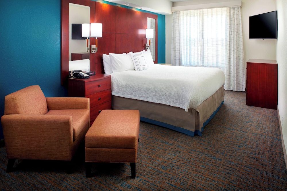 Suite, 2 Bedrooms, Smoking