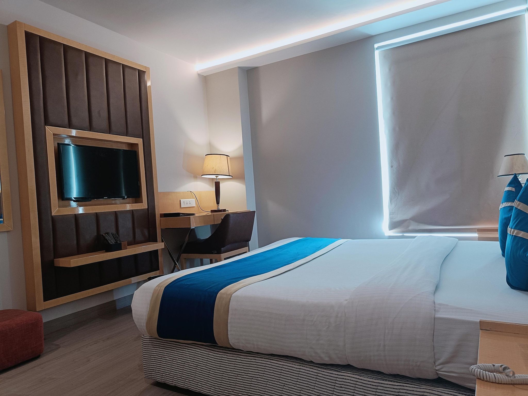 Hotel Dcorbiz Executive King Room 3