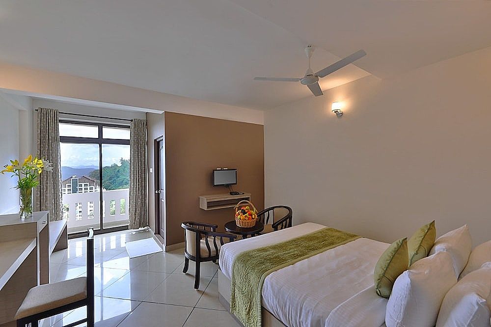 Tea Castle Munnar Deluxe Room 2