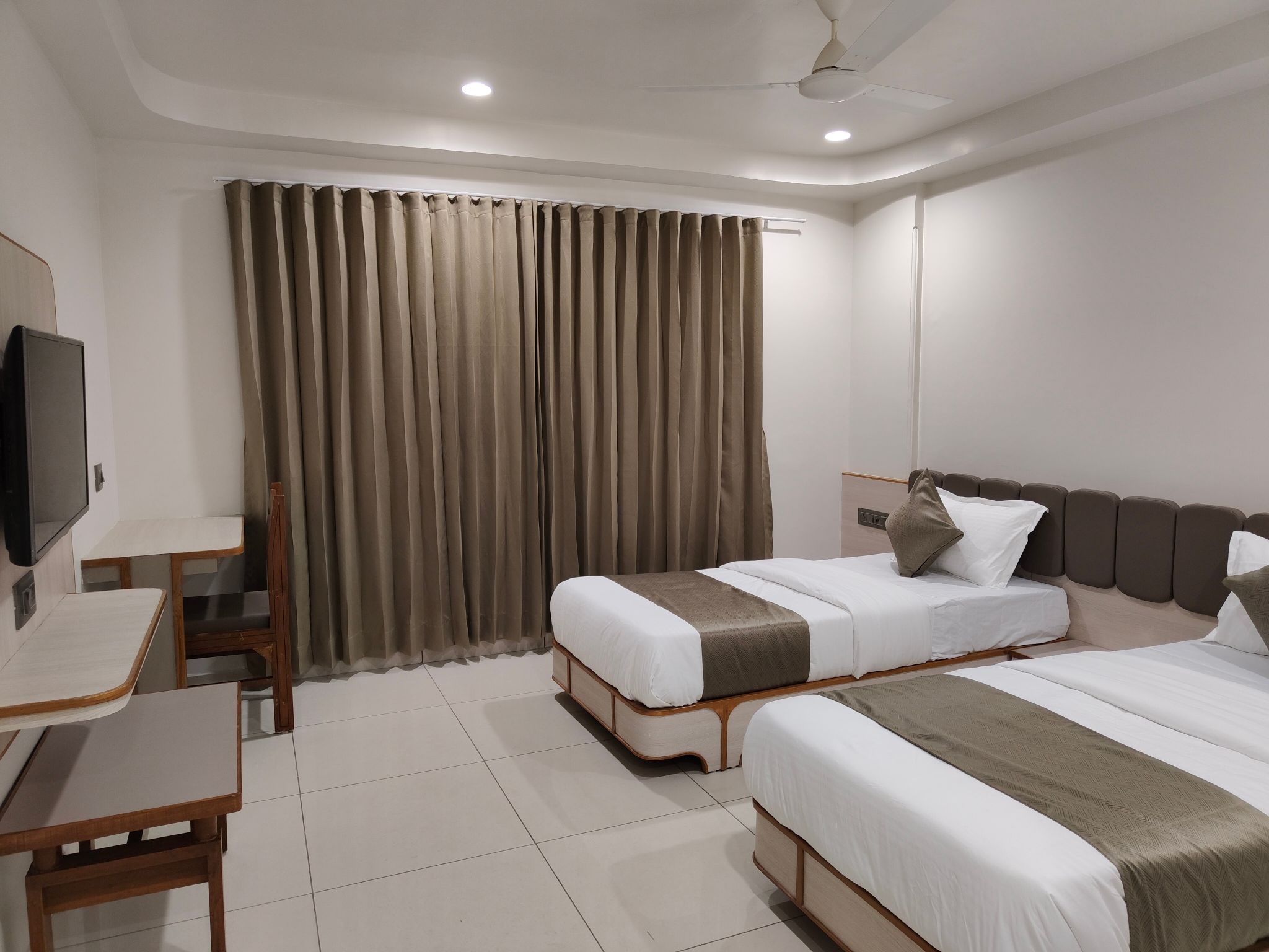 Hotel Kozar Deluxe Double AC 3