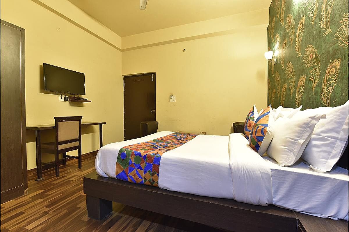 Hotel Krishna Pride Deluxe Room  3