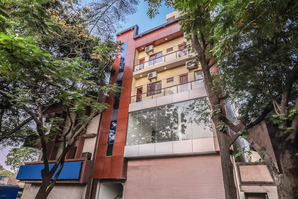 undefined OYO 30678 S K Residency 4