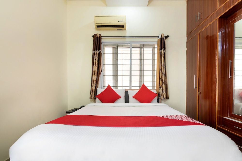 Double Room, 1 Queen Bed
