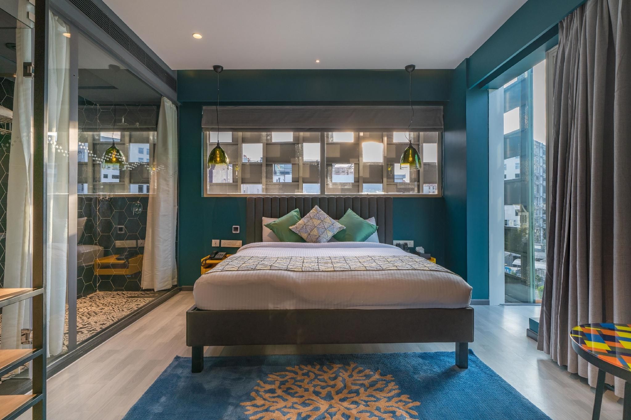 apartment, 1 queen bed, non smoking, park view