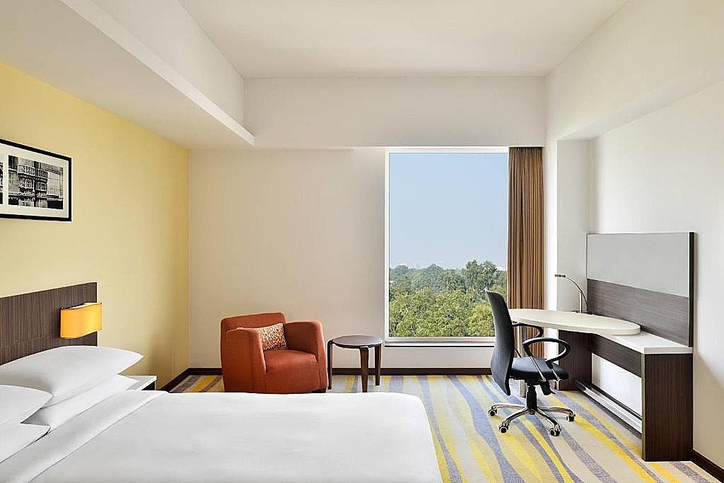 undefined Fairfield by Marriott Ahmedabad 8