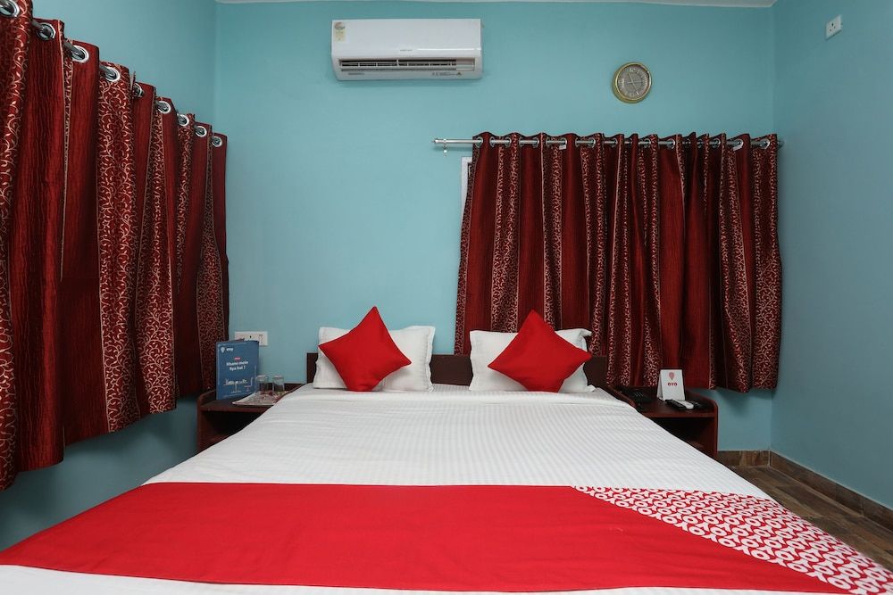 OYO 26204 Salt Lake Guest House Double or Twin Room 2