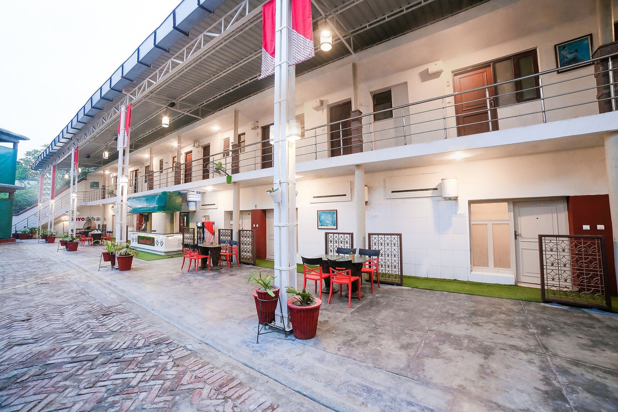 undefined The Dayal - Hotel & Banquet 6