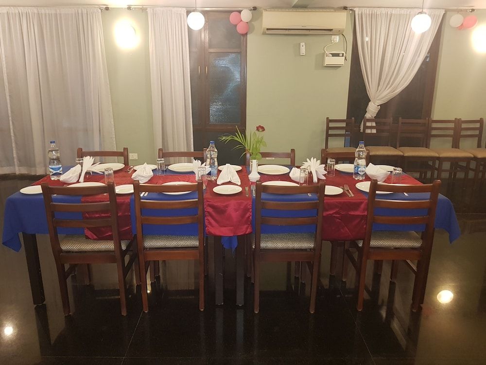 undefined Hotel Cliff 6