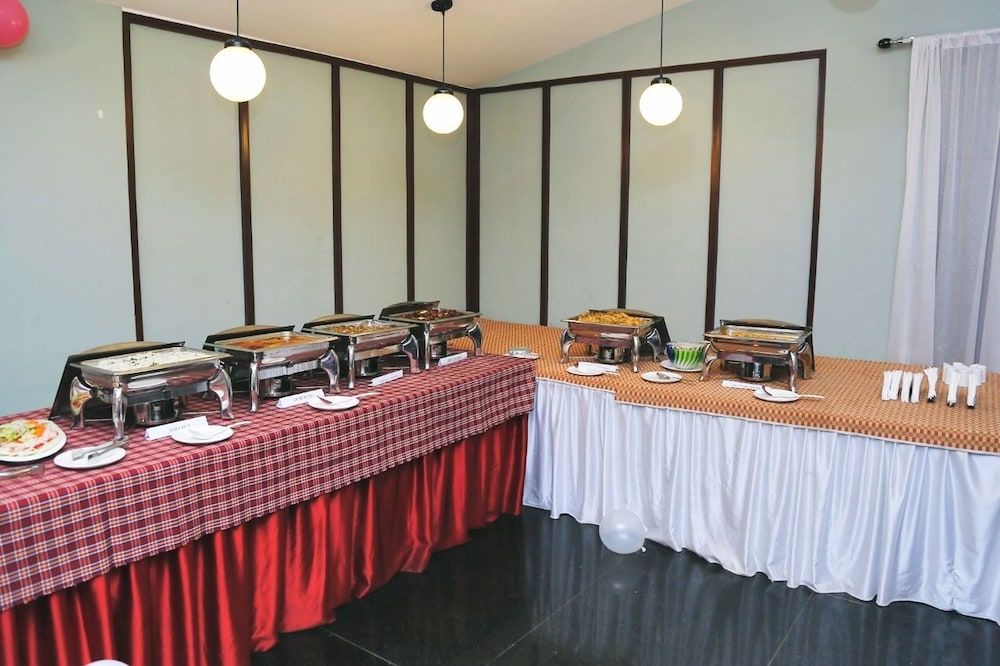 undefined Hotel Cliff 7