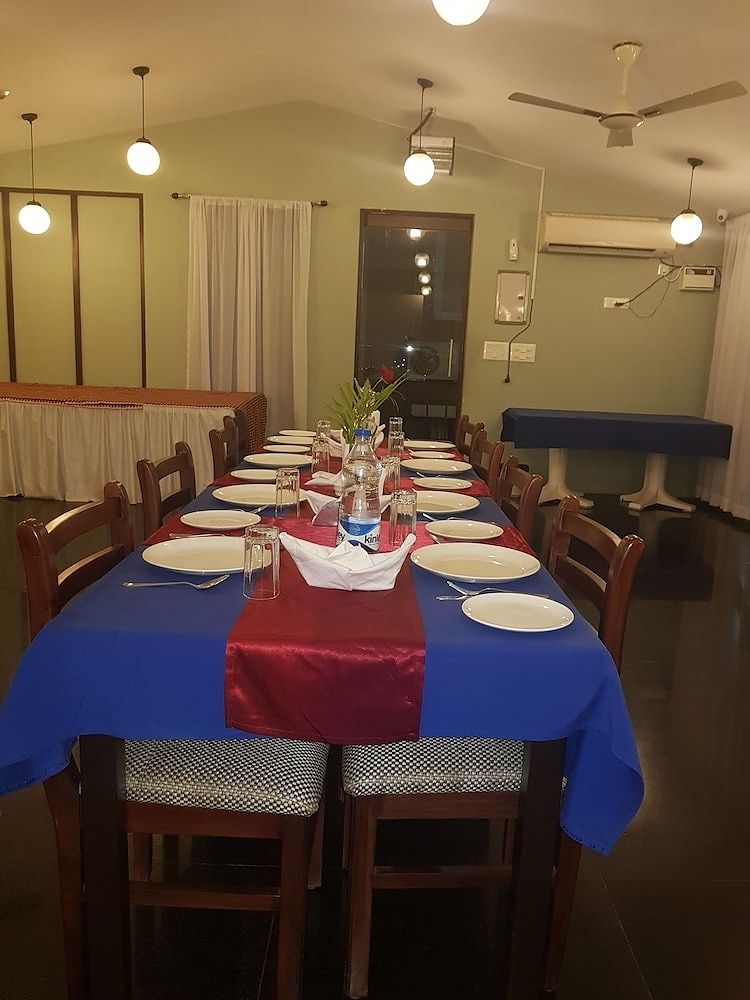 undefined Hotel Cliff 8