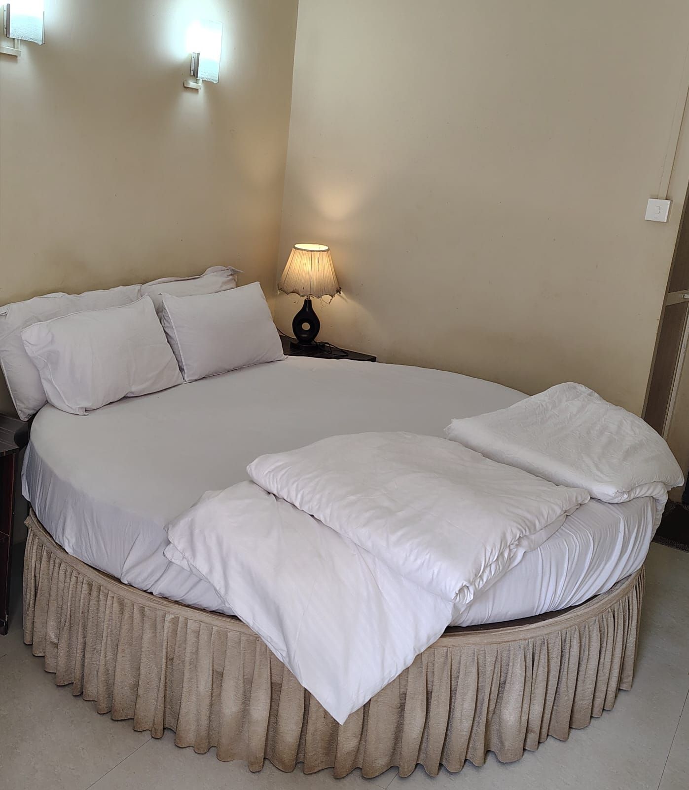 Hotel My Soulmate Romantic Circular Room 8