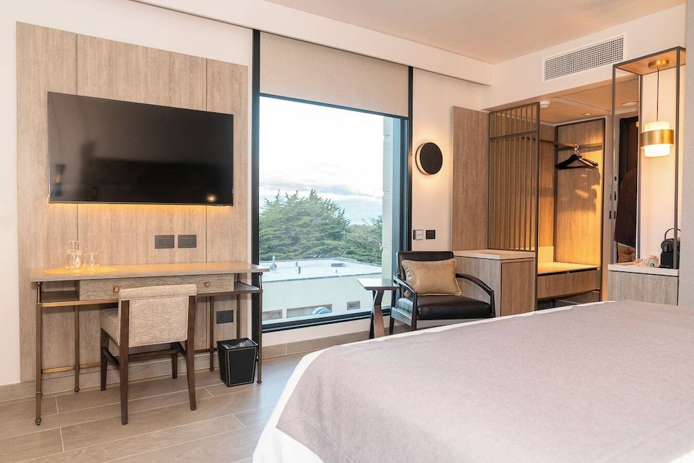 Hotel Cabo De Hornos Superior Double Room, 1 King Bed