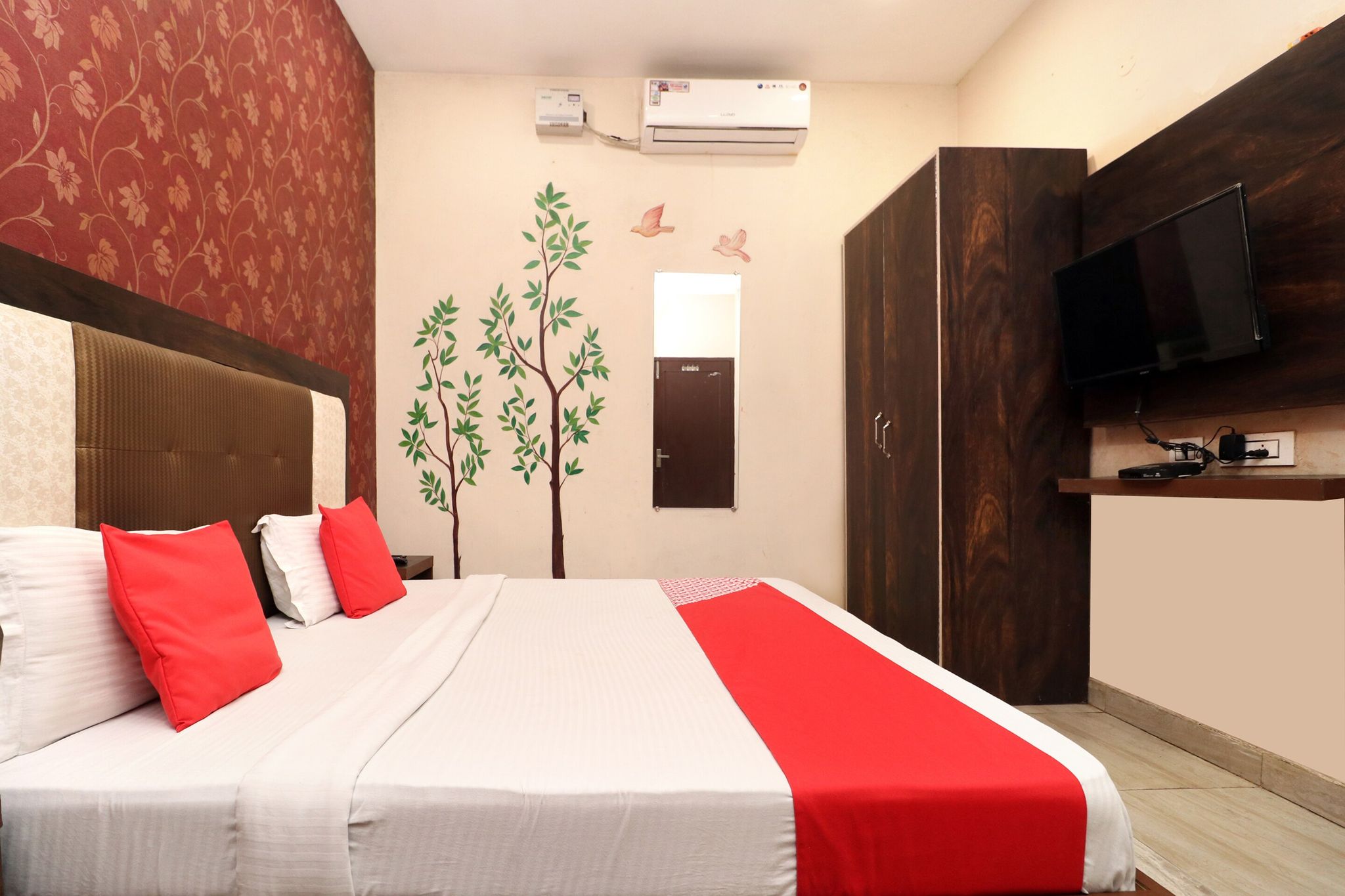 OYO Flagship 10070 Hotel Satkar Regency Classic 12