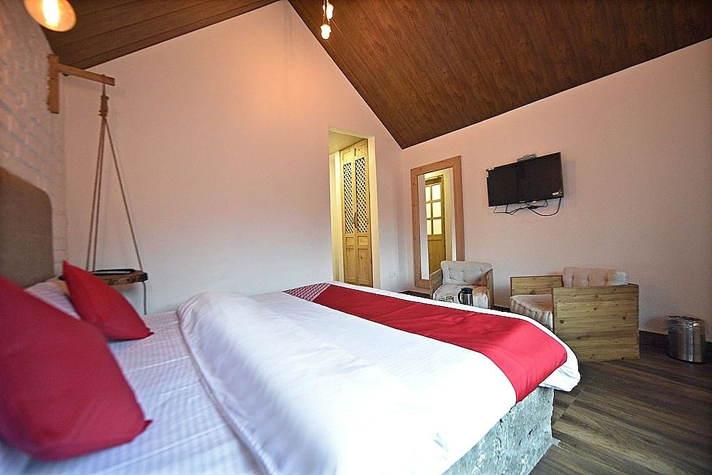 OYO 26982 The Stay (luxury Chalet) Standard Room 17