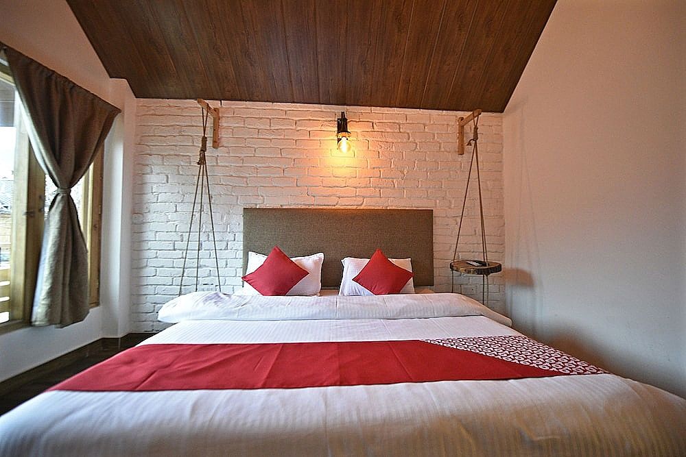 OYO 26982 The Stay (luxury Chalet) Standard Room 6