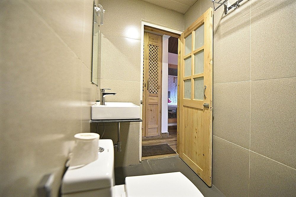 OYO 26982 The Stay (luxury Chalet) Standard Room 18