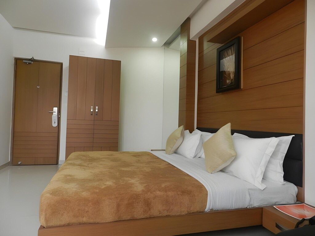 Hotel The Royal Plaza Deluxe Room