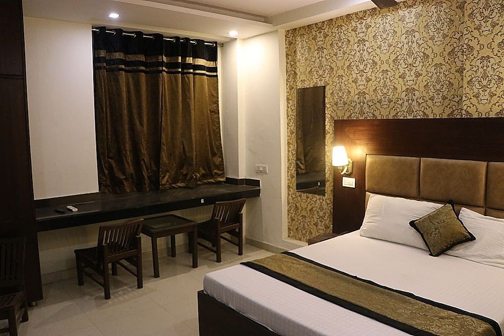 undefined Hotel The Black Gold 2