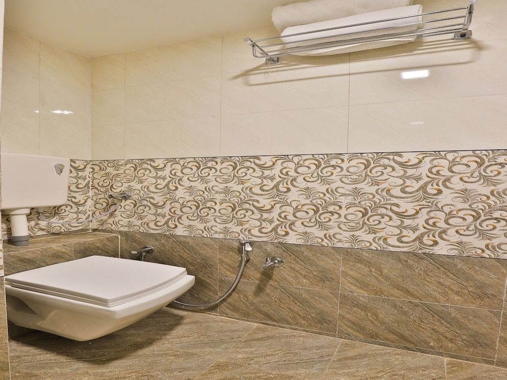 OYO 13032 Shiv Sagar Palace Double or Twin Room 12