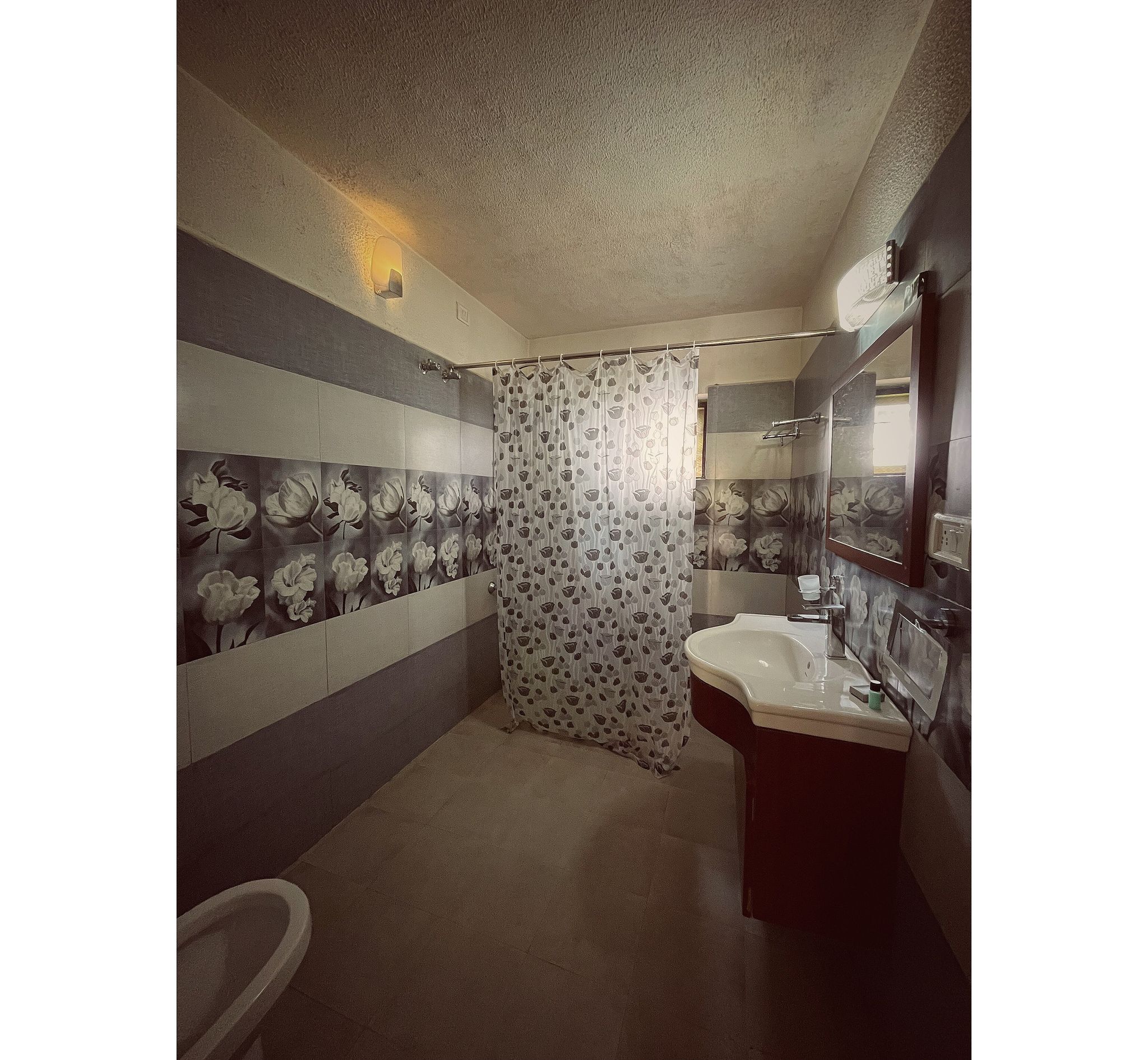 The Regalia Munnar Premium One Bed Room Cottage 4