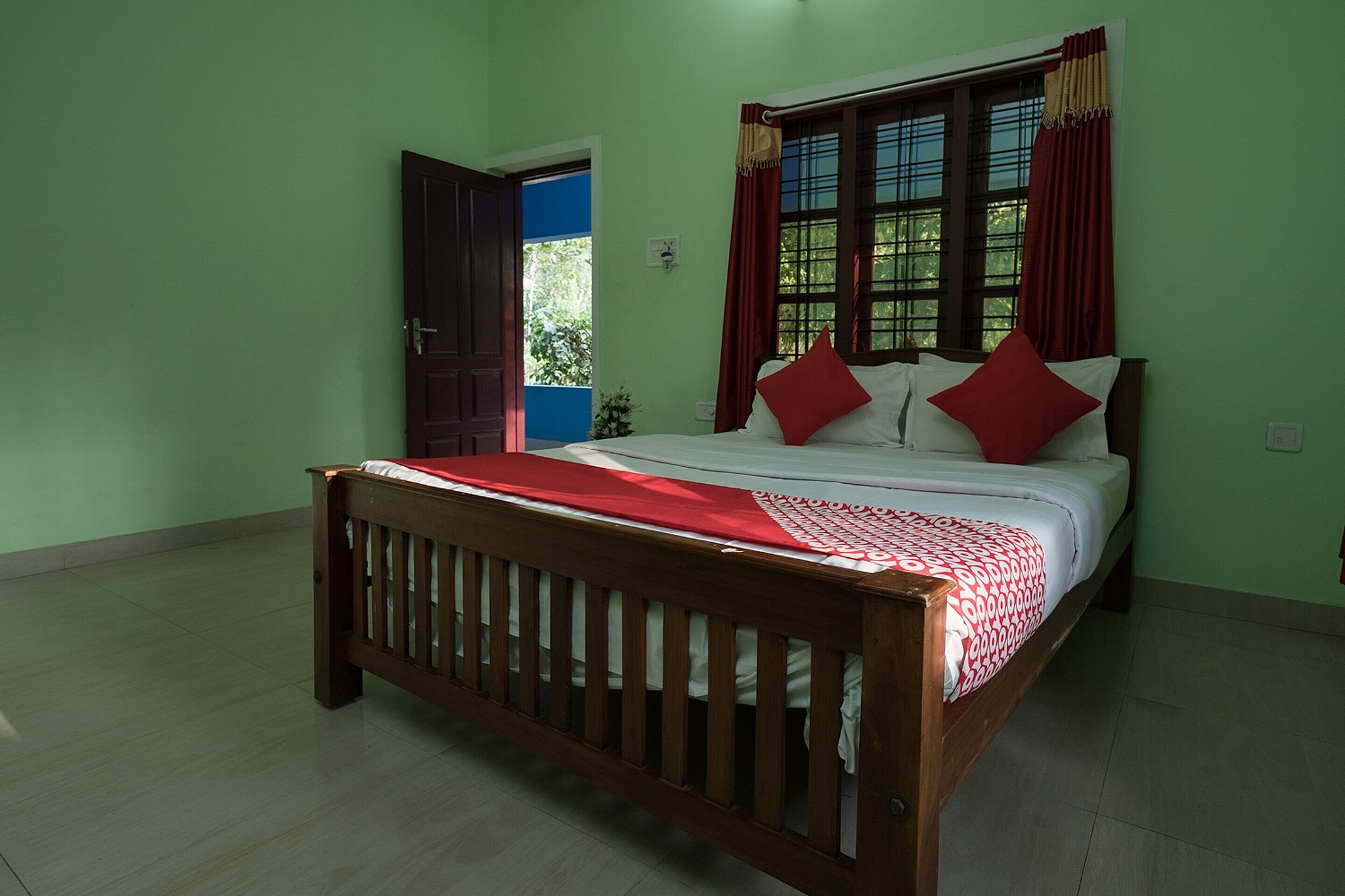 OYO Flagship 11757 Aruvi Annex Classic 2