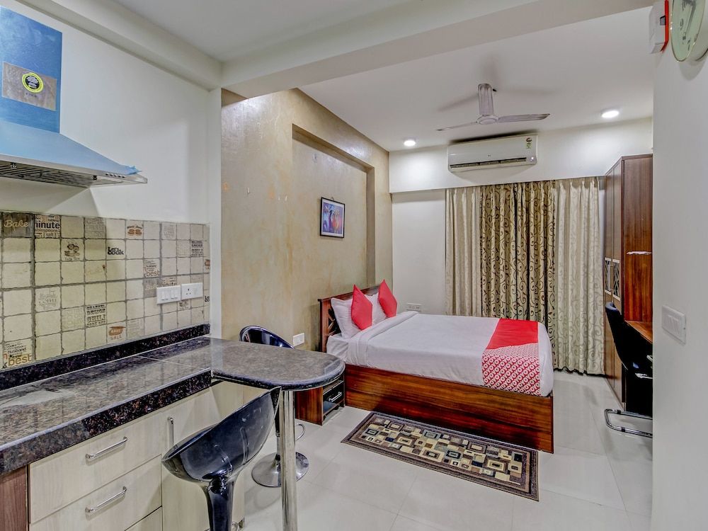 OYO 43979 Hotel Urbanite Double or Twin Room 6