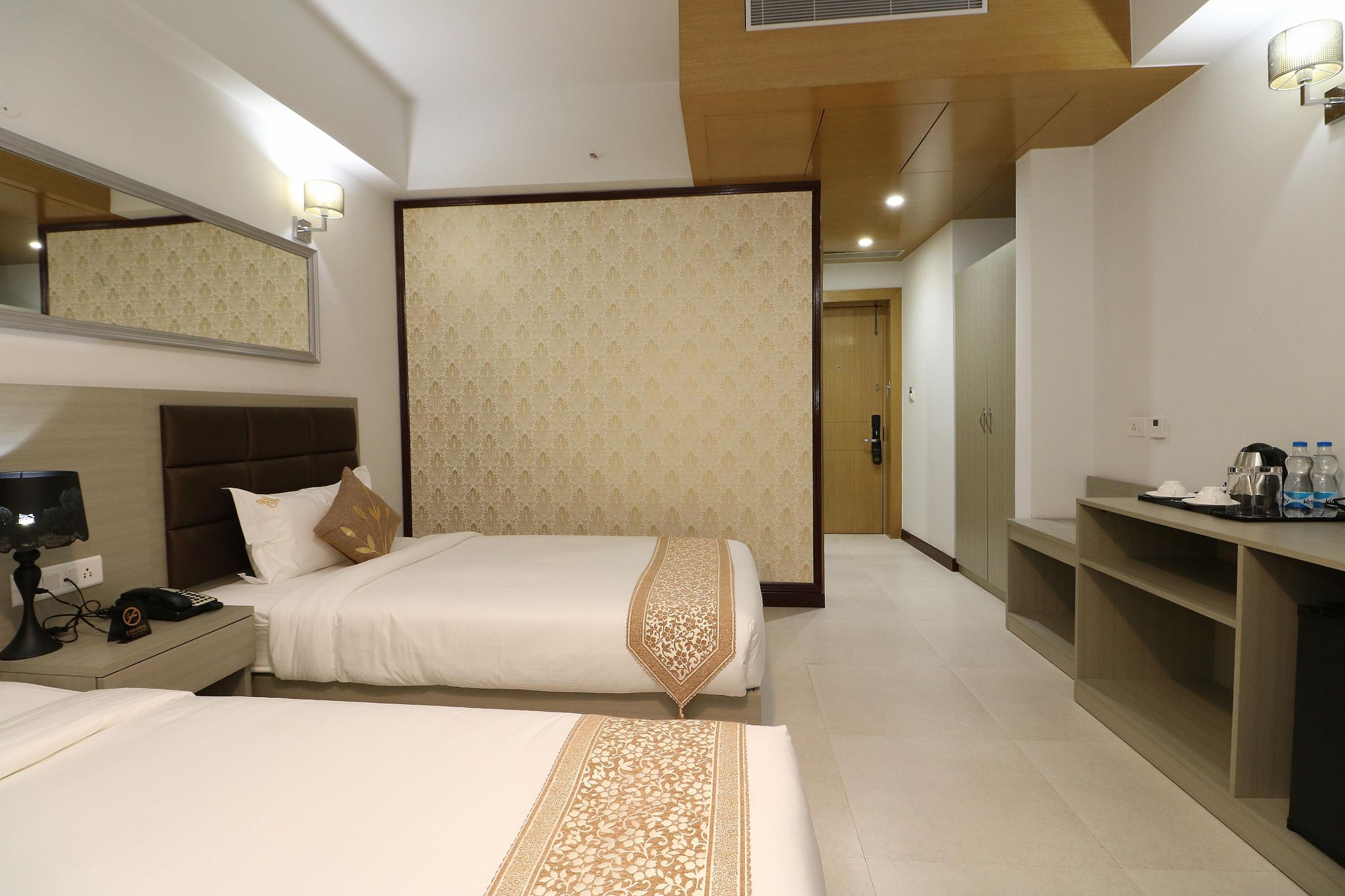 Aristocrat Hotel, New Town, Kolkata Deluxe Twin Room 5