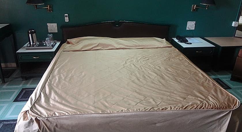 Rutu Gandh Heritage Deluxe Non AC Room 13