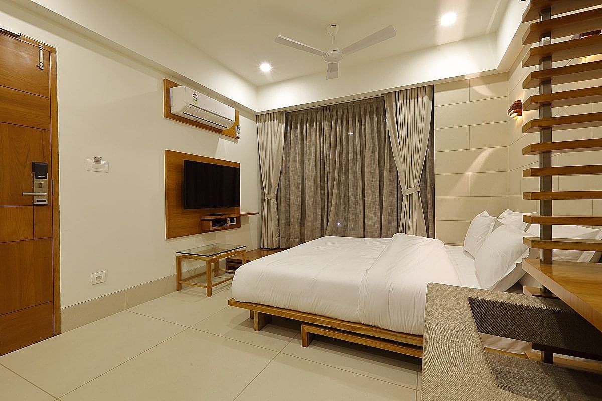 440 EXPRESS ROOM
