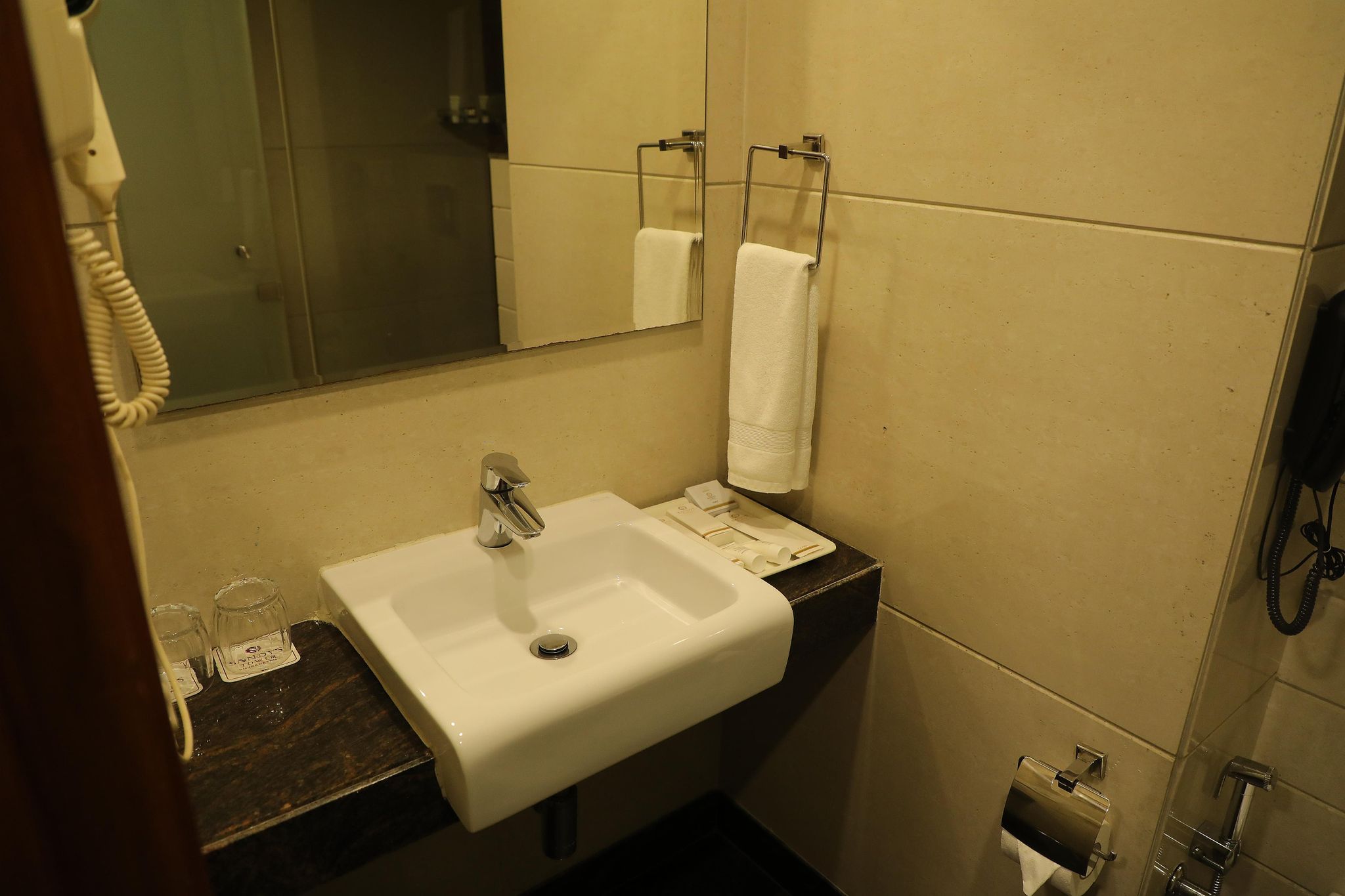 Hotel Sandys Tower LUXURY 9