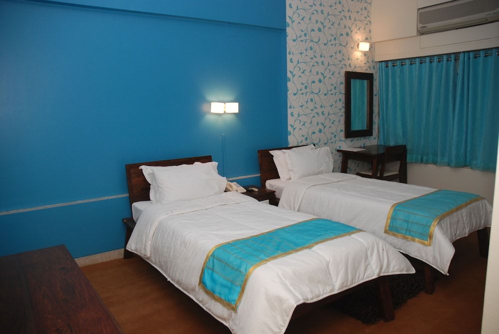 Ambience Excellency Premium Double or Twin Room, Accessible, City View 4